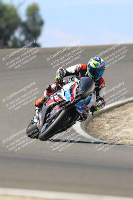 media/Sep-21-2025-TrackDaz (Sun) [[277c75b276]]/B Group/1220pm (Turn 2)/